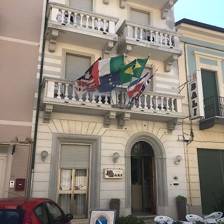 Hotel Bali Viareggio Exterior foto