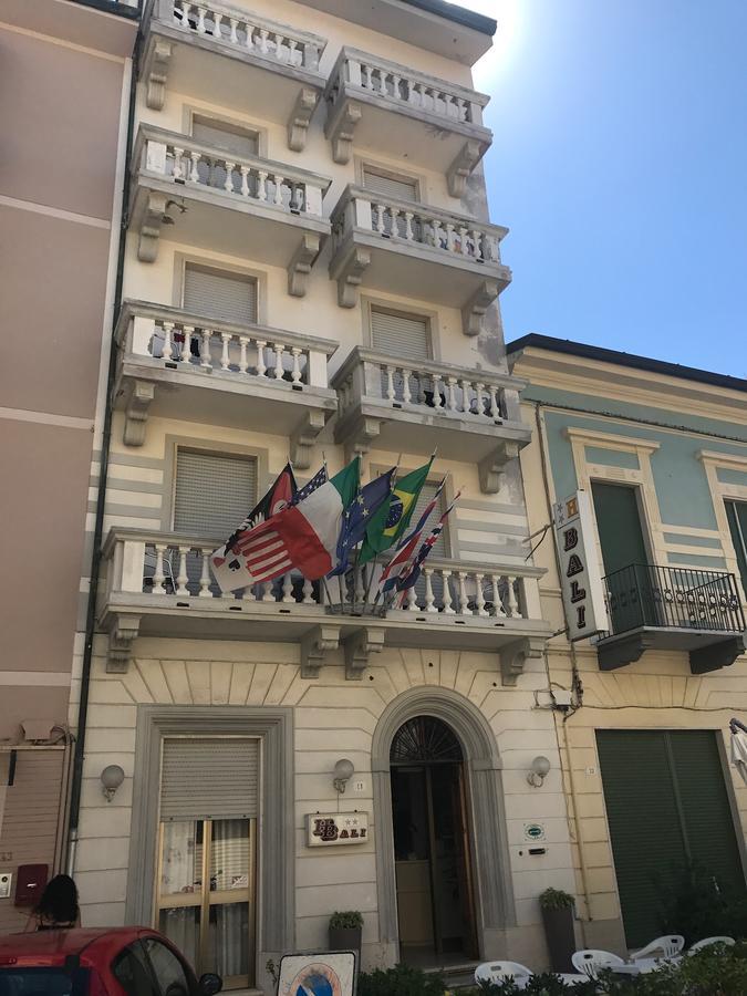 Hotel Bali Viareggio Exterior foto